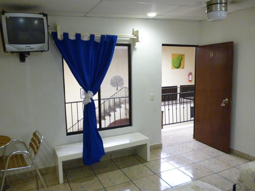 Uke Inn Hotel&Suites Xamaipak Tuxtla Gutierrez Ruang foto