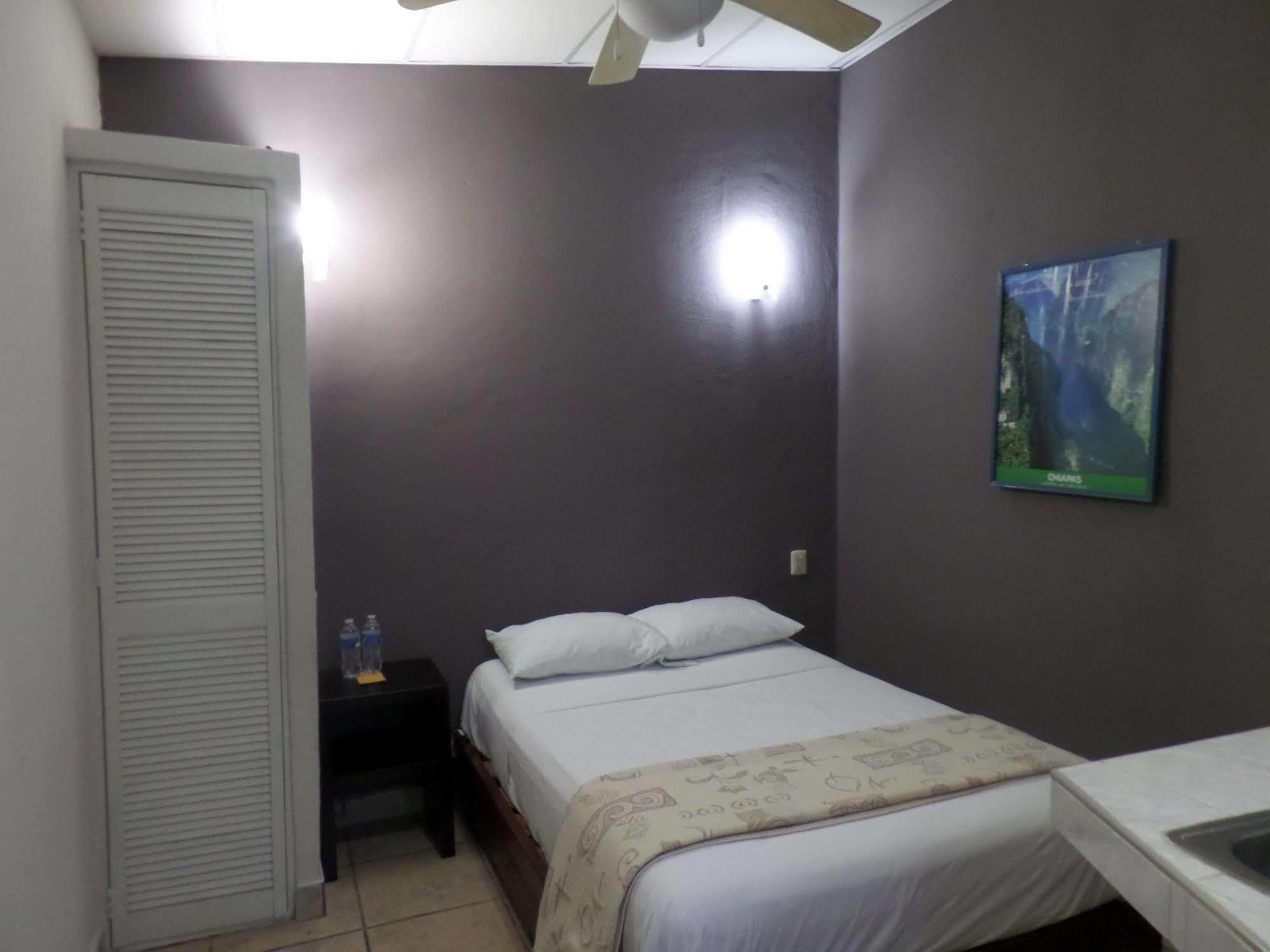 Uke Inn Hotel&Suites Xamaipak Tuxtla Gutierrez Bagian luar foto
